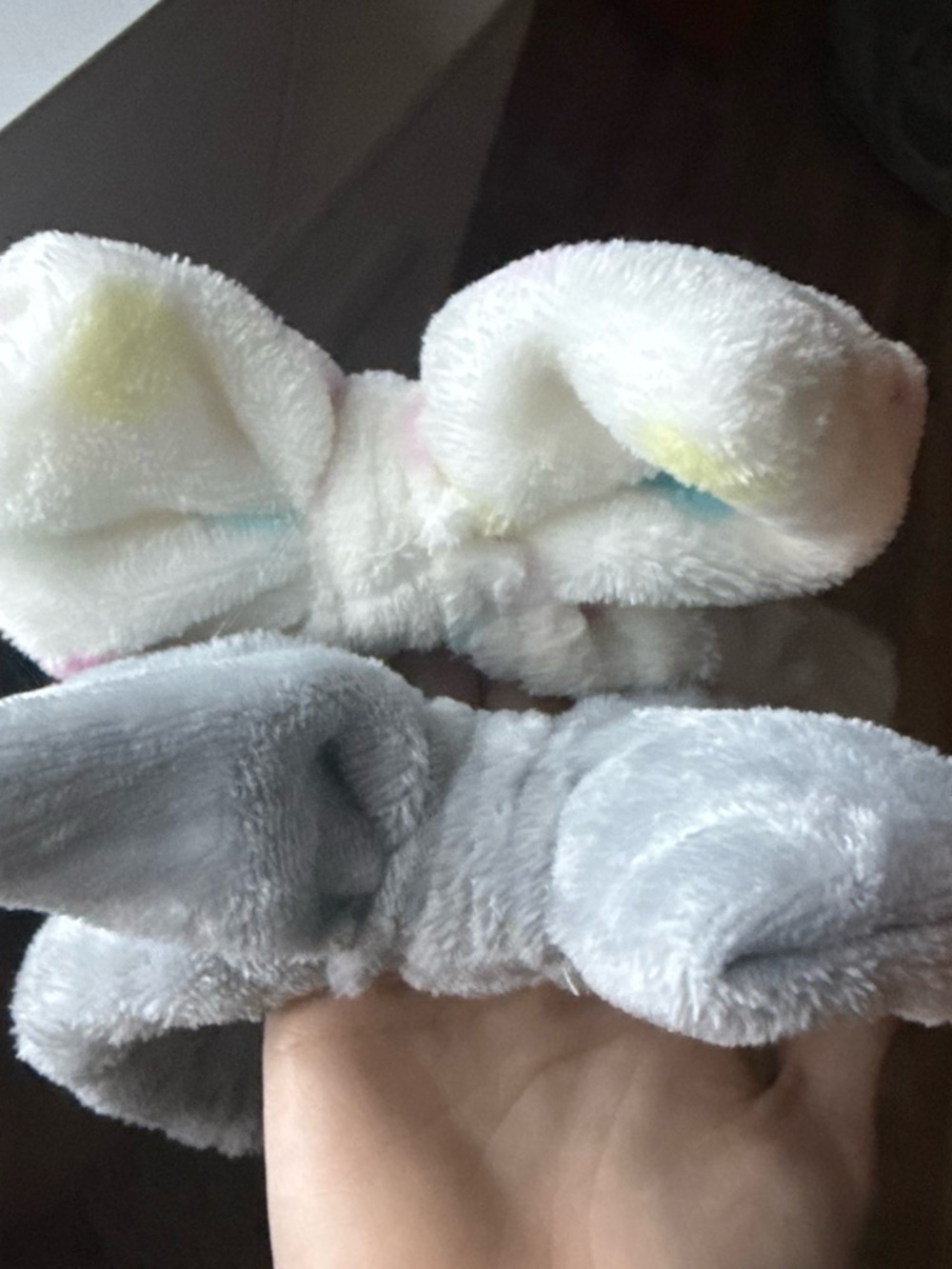 Plush Bow Headbands for Women - White & Light Gray